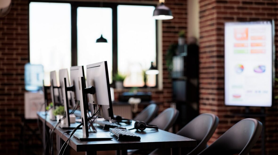 Optimizing E-Commerce Databases: Designing for Scalability